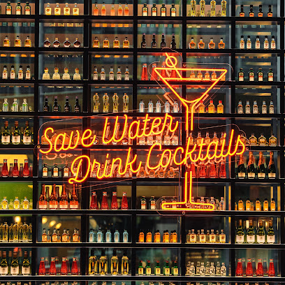 Tiny’s Sandwich Bar restaurant